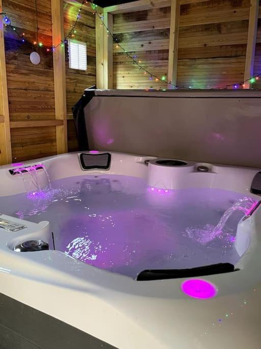 לינקולן Central Area Terraced House With Private Hot Tub מראה חיצוני תמונה