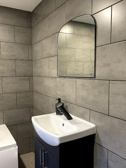 לינקולן Central Area Terraced House With Private Hot Tub מראה חיצוני תמונה