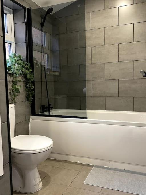 לינקולן Central Area Terraced House With Private Hot Tub מראה חיצוני תמונה